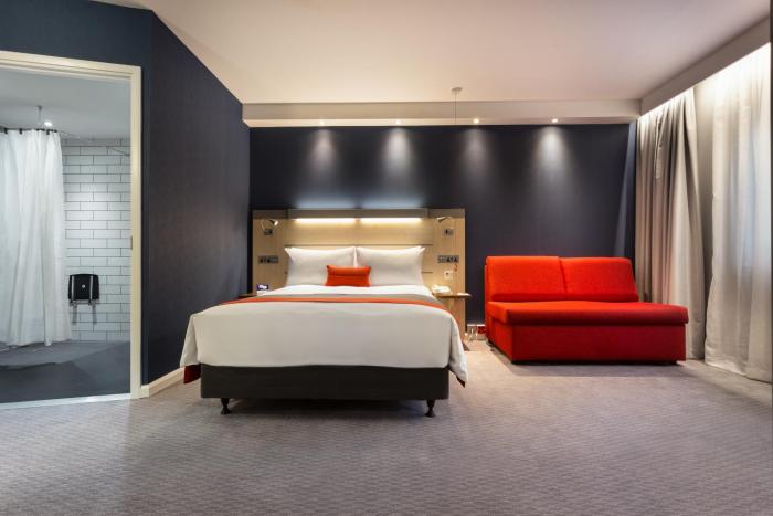 holiday inn express london watford junction by ihg