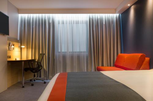 holiday inn express london watford junction by ihg