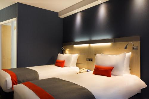 holiday inn express london watford junction by ihg