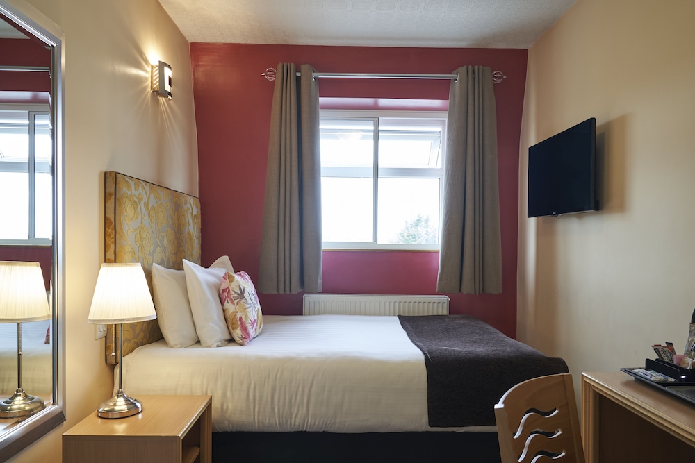 antoinette hotel wimbledon