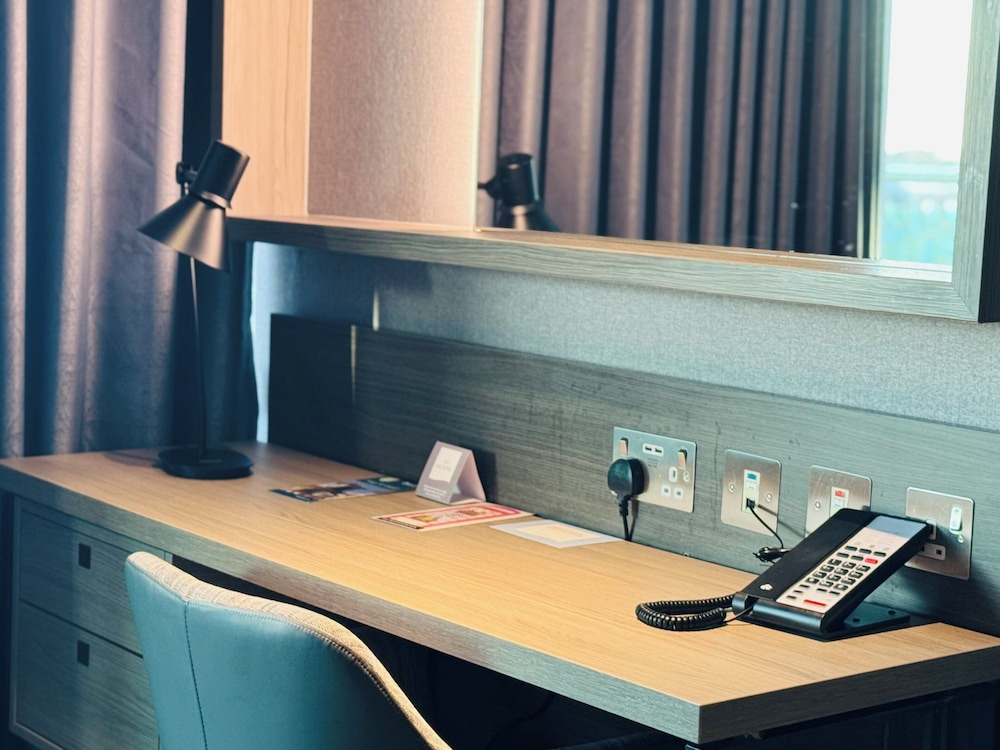 crowne plaza london kingston by ihg