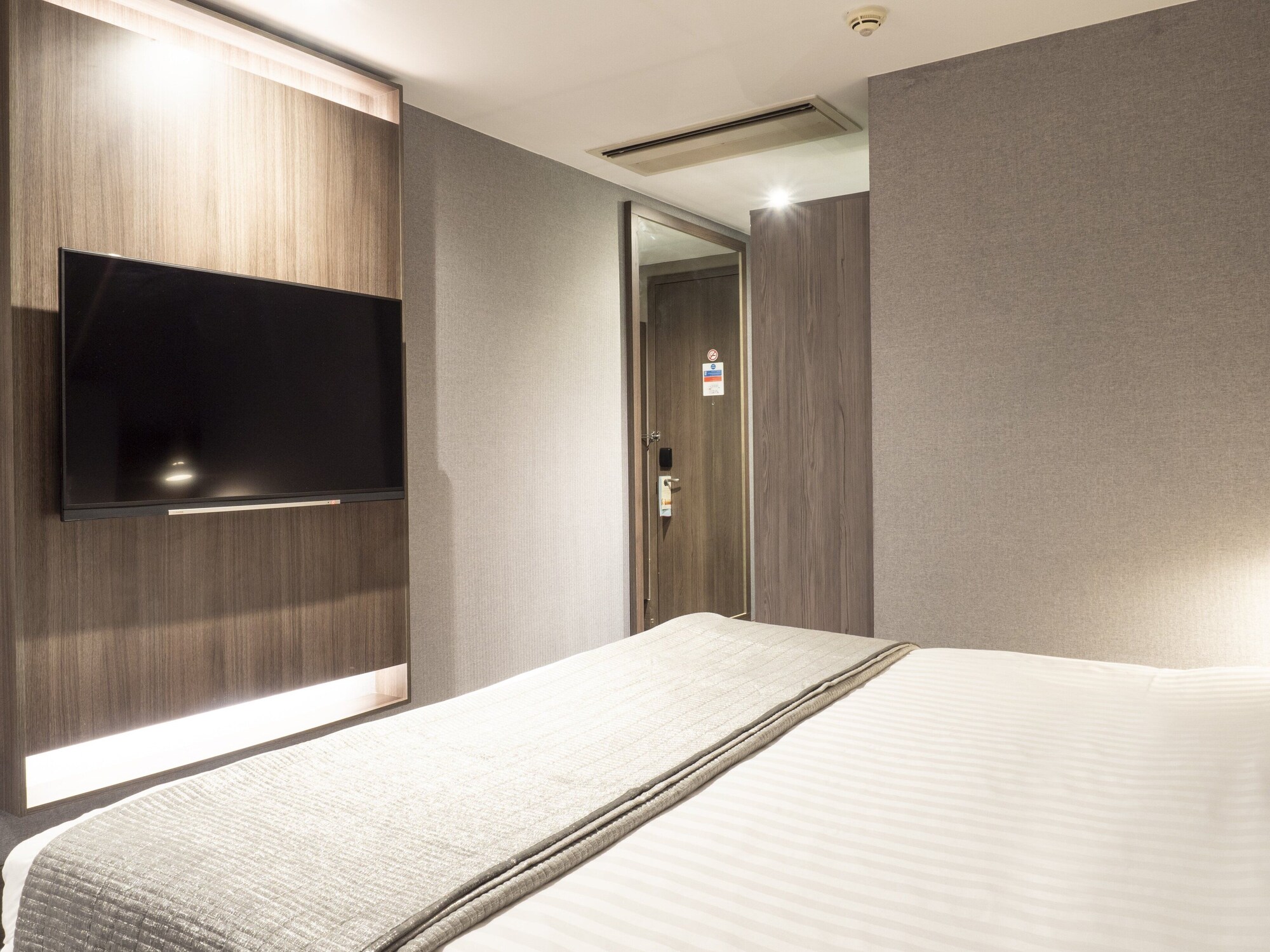 crowne plaza london kingston by ihg