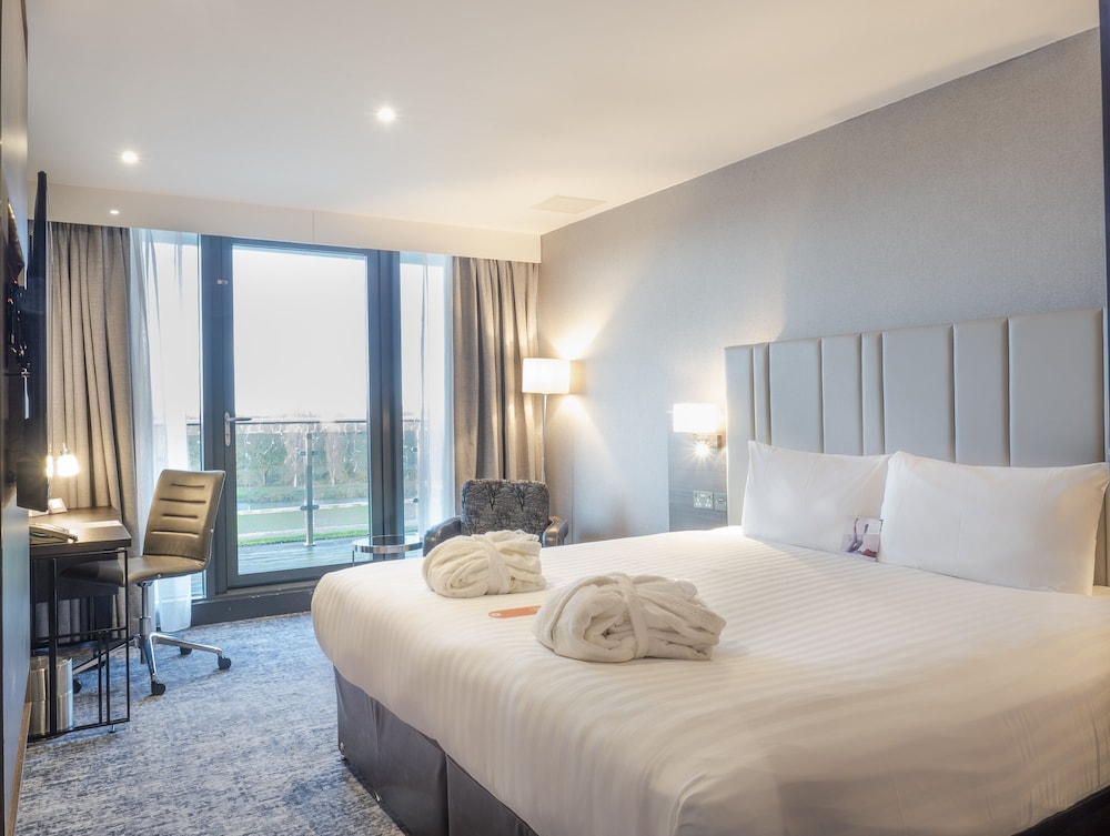 crowne plaza london kingston by ihg