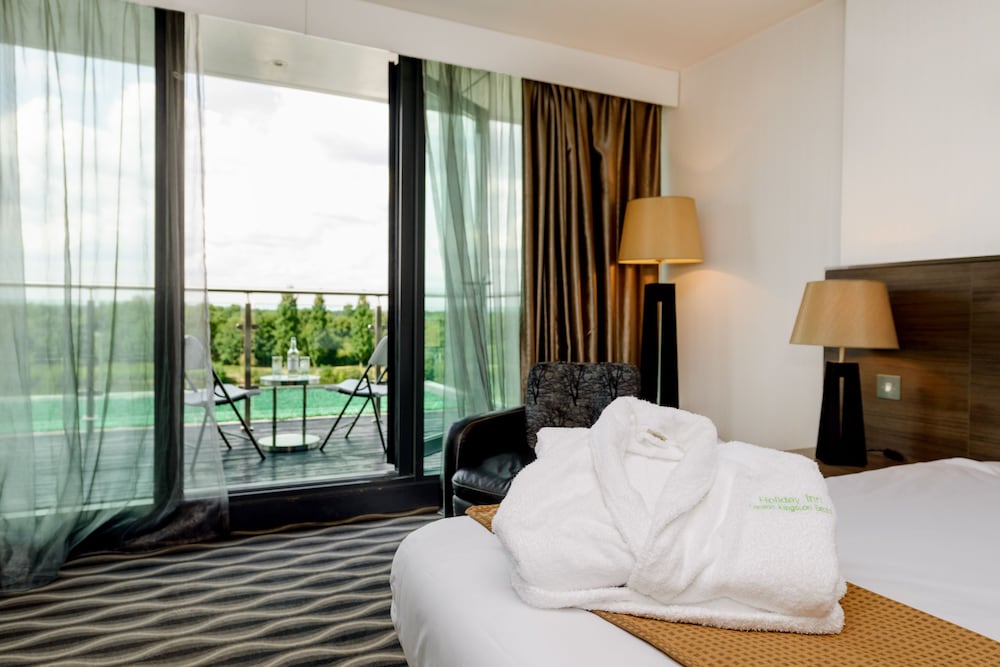 crowne plaza london kingston by ihg