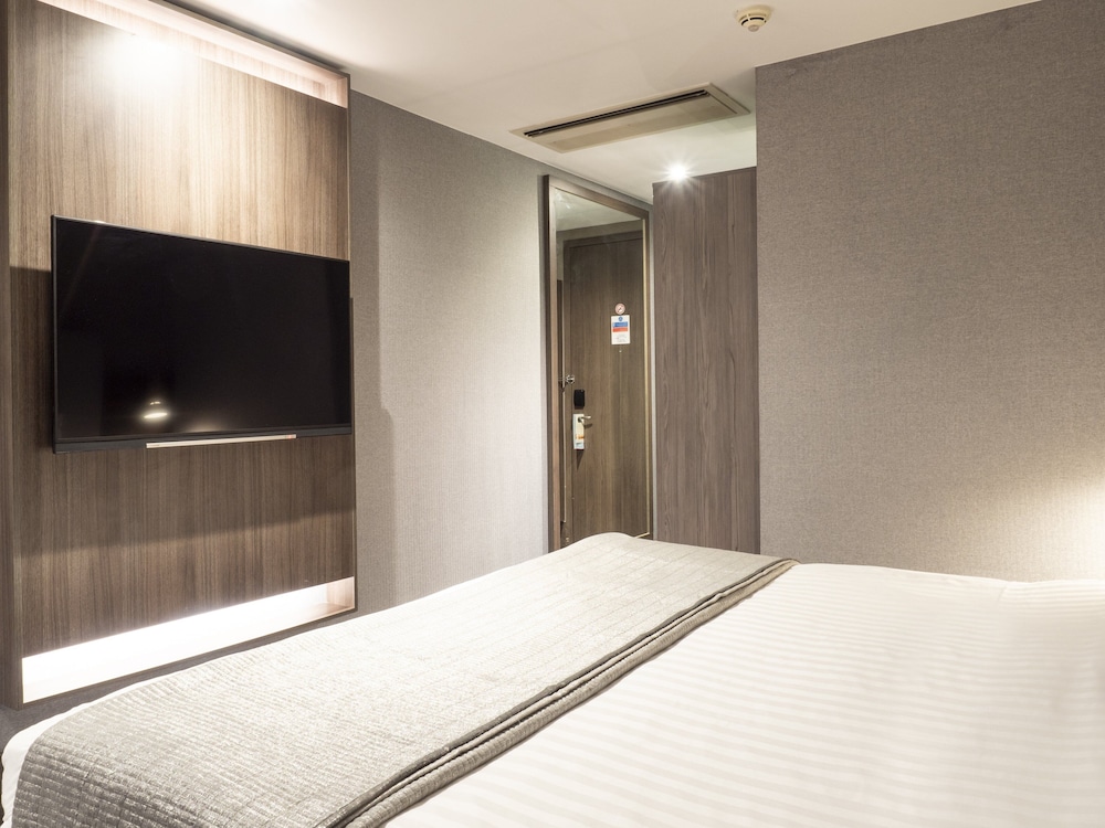 crowne plaza london kingston by ihg