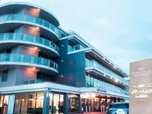 crowne plaza london kingston by ihg