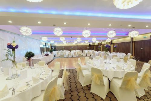 crowne plaza london kingston by ihg