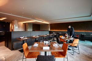 crowne plaza london kingston by ihg