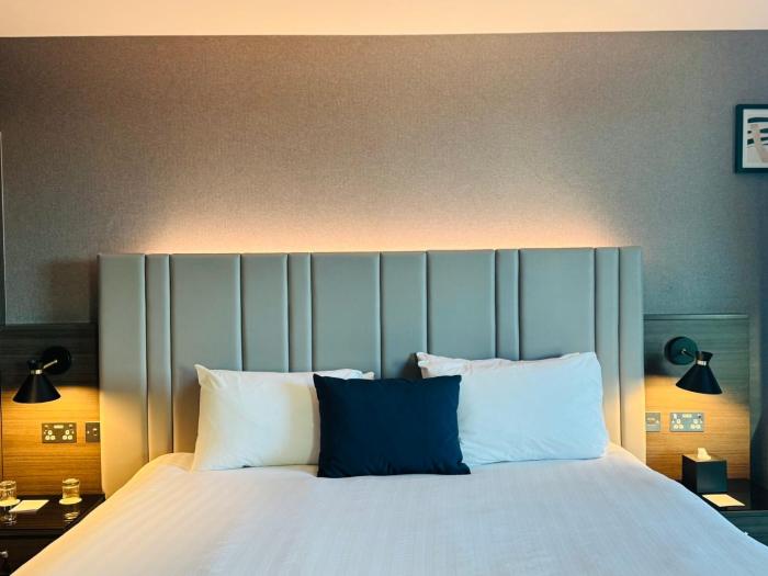 crowne plaza london kingston by ihg