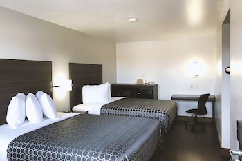 sky palace inn by jasper near atandt center