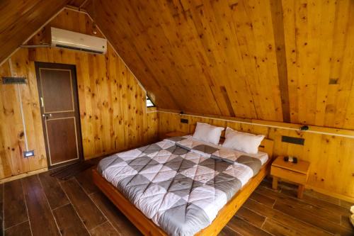 The Vintage Farm,Nasik - Trimbakeshwar Road,3 star