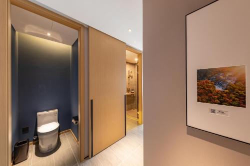 atour hotel nanjing jiangning binjiang development area shike lake