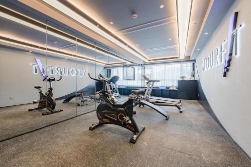 atour hotel wuxi yuantouzhu scenic area qianrong road