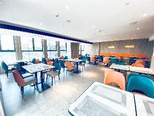 hanting premiun hotel huaihua south high speed railway station wanda plaza