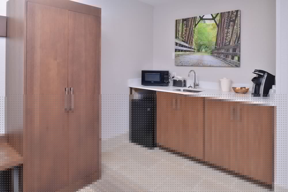 holiday inn express and suites stevens point by ihg