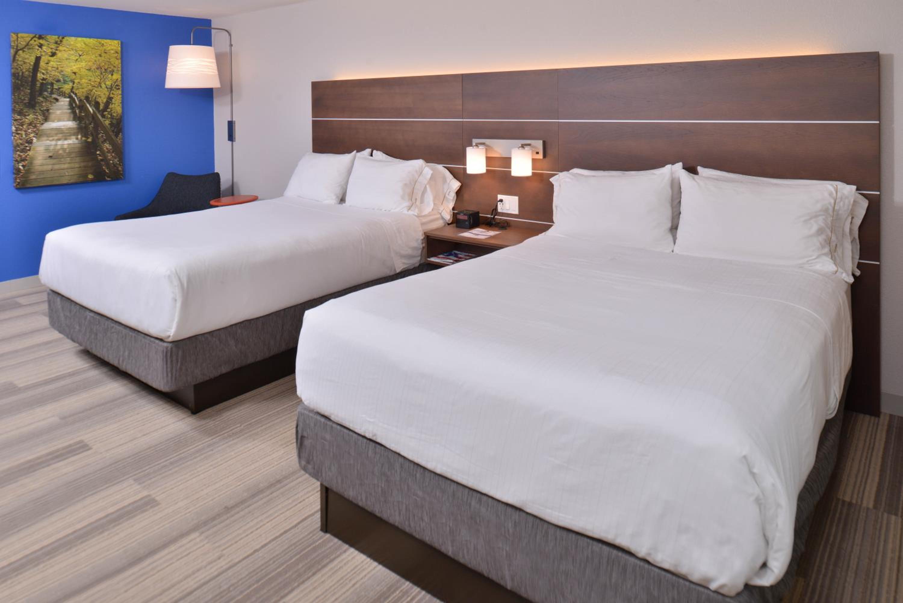 holiday inn express and suites stevens point by ihg