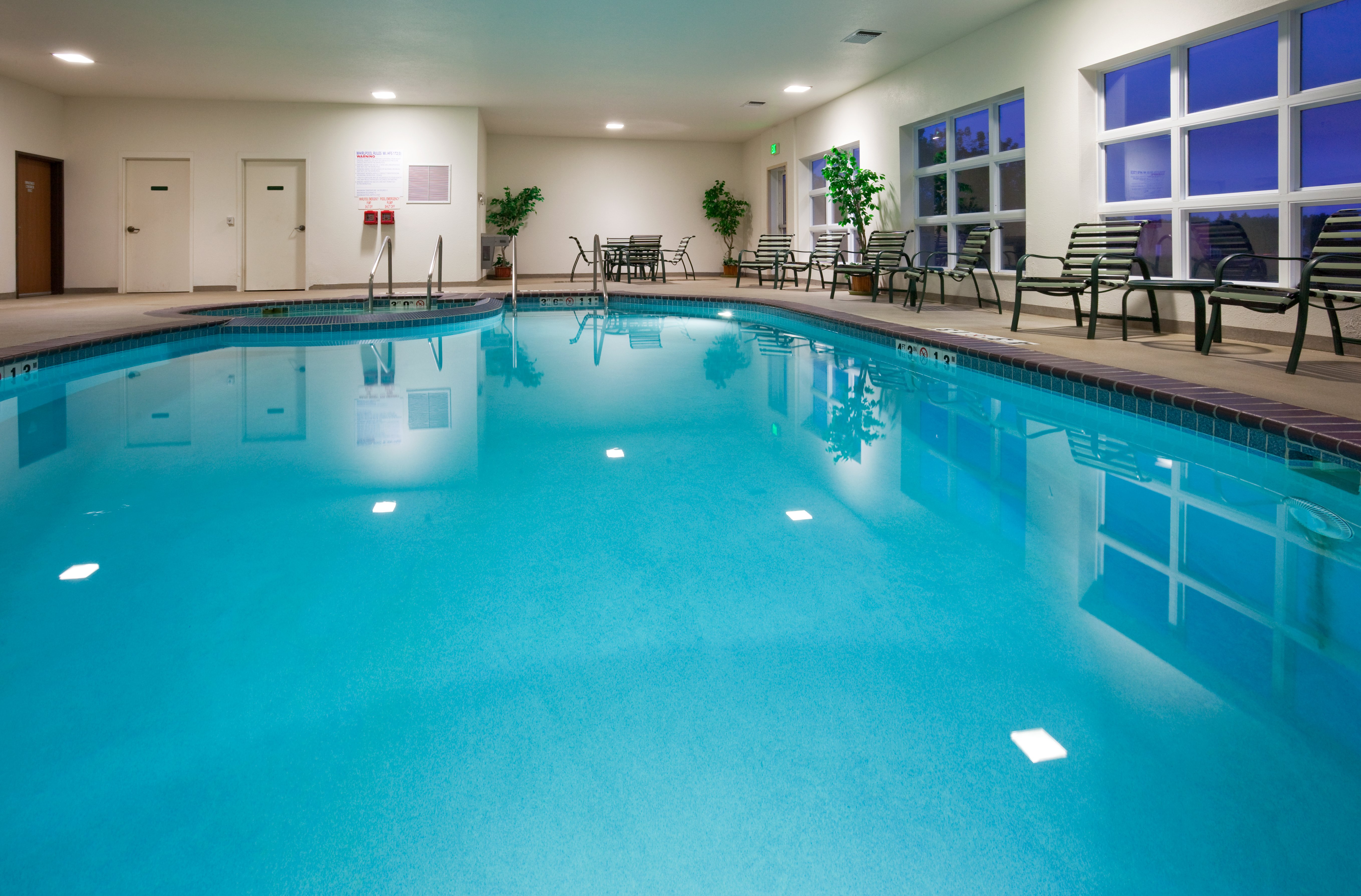 holiday inn express and suites stevens point by ihg
