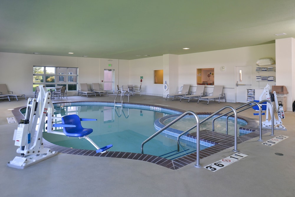 holiday inn express and suites stevens point by ihg