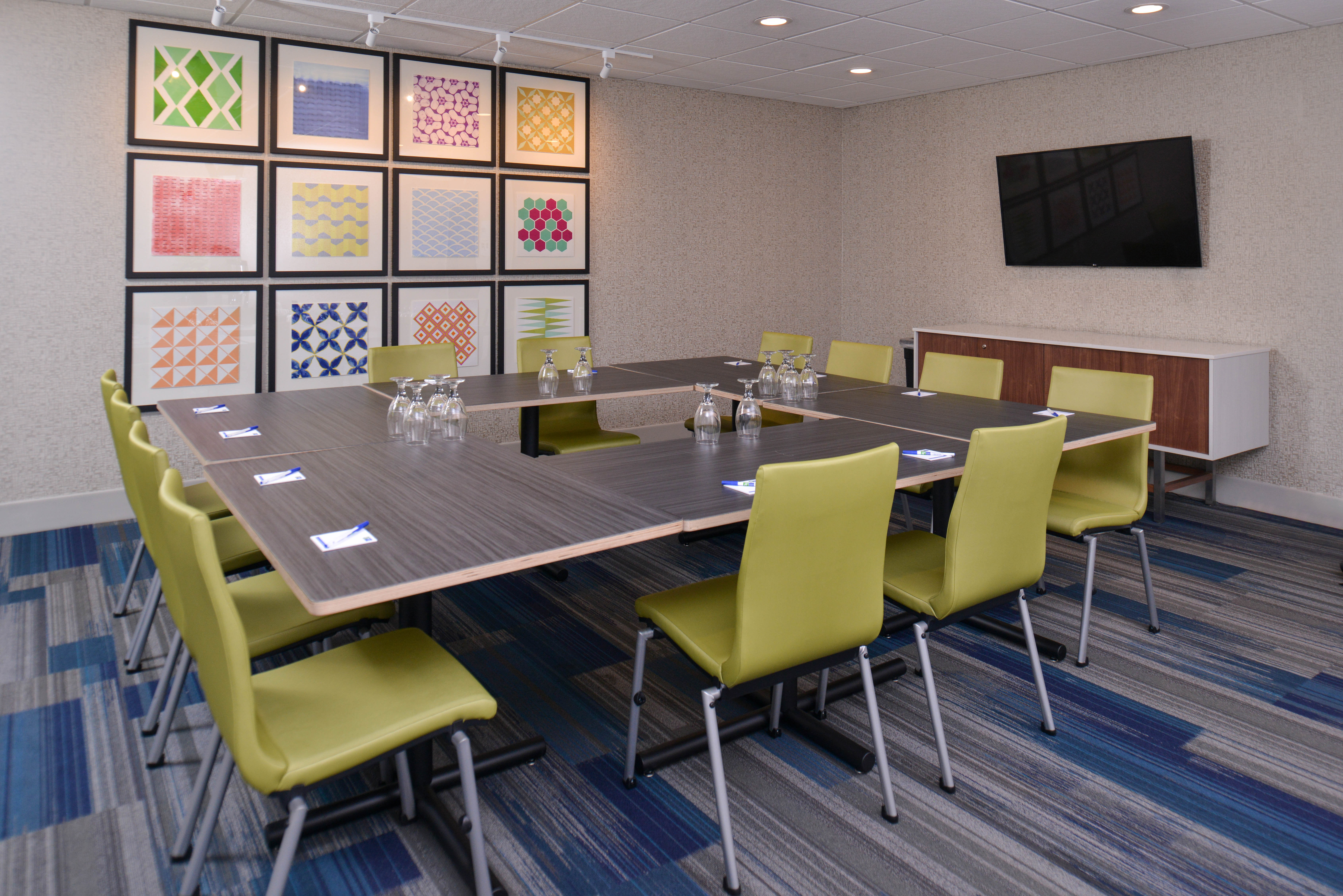 holiday inn express and suites stevens point by ihg