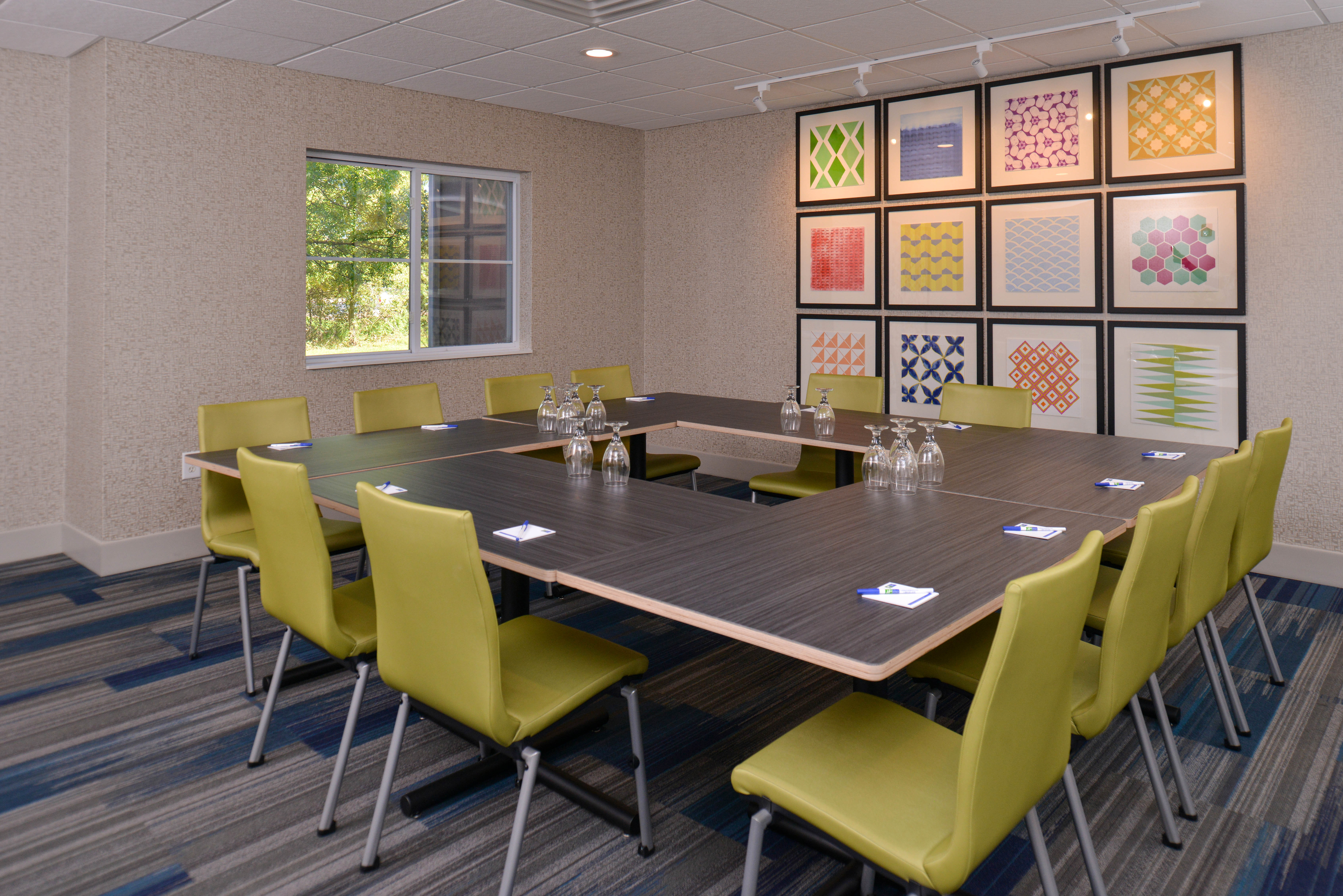 holiday inn express and suites stevens point by ihg
