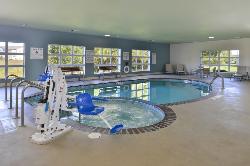 holiday inn express and suites stevens point by ihg