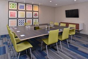 holiday inn express and suites stevens point by ihg