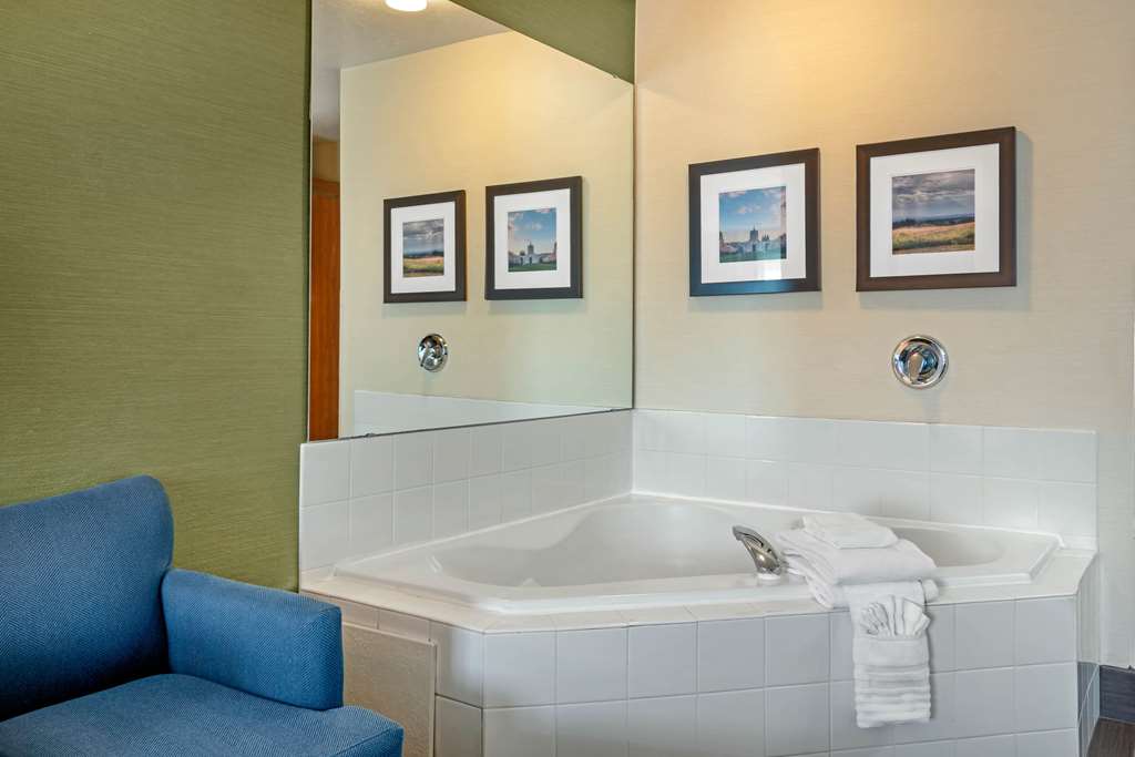 comfort inn and suites salem