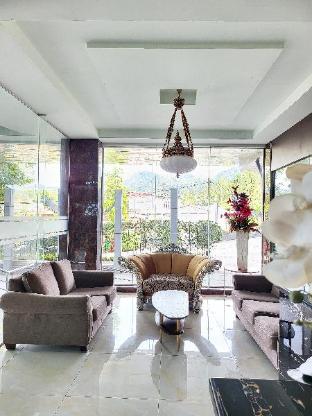 grand bayu hill hotel