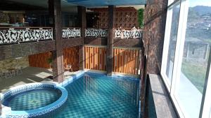 grand bayu hill hotel