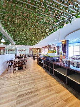 grand bayu hill hotel
