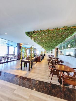 grand bayu hill hotel