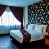 grand bayu hill hotel