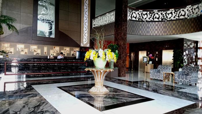 grand bayu hill hotel