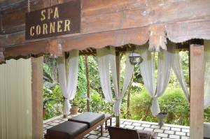 joglo plawang boutique villa