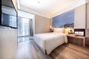 atour hotel kunming south high speed railway station university town