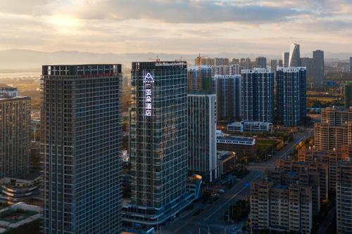 atour hotel kunming south high speed railway station university town
