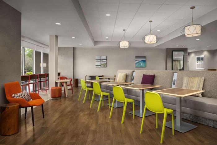 home2 suites by hilton jacksonville nc