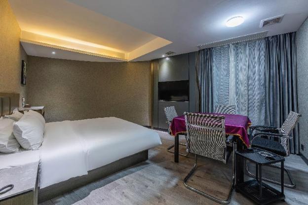 starway hotel jian jinggangshan avenue peoples square