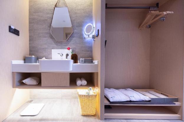 atour hotel guilin yangshuo west street