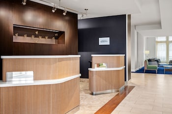 courtyard by marriott evansville east