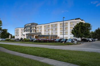 courtyard by marriott evansville east