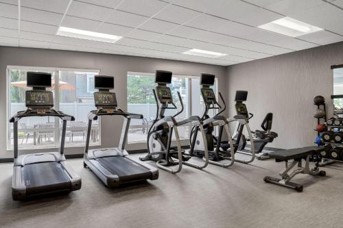 courtyard by marriott evansville east