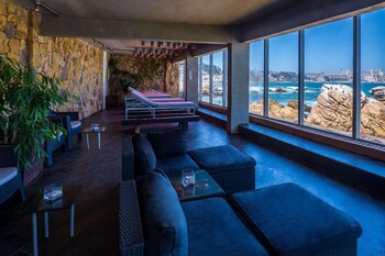 radisson blu acqua hotel and spa concon