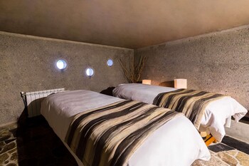 radisson blu acqua hotel and spa concon