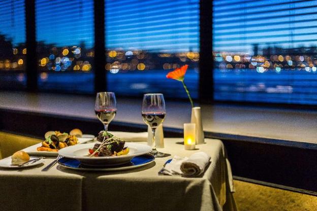 radisson blu acqua hotel and spa concon