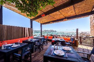 radisson blu acqua hotel and spa concon