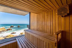 radisson blu acqua hotel and spa concon