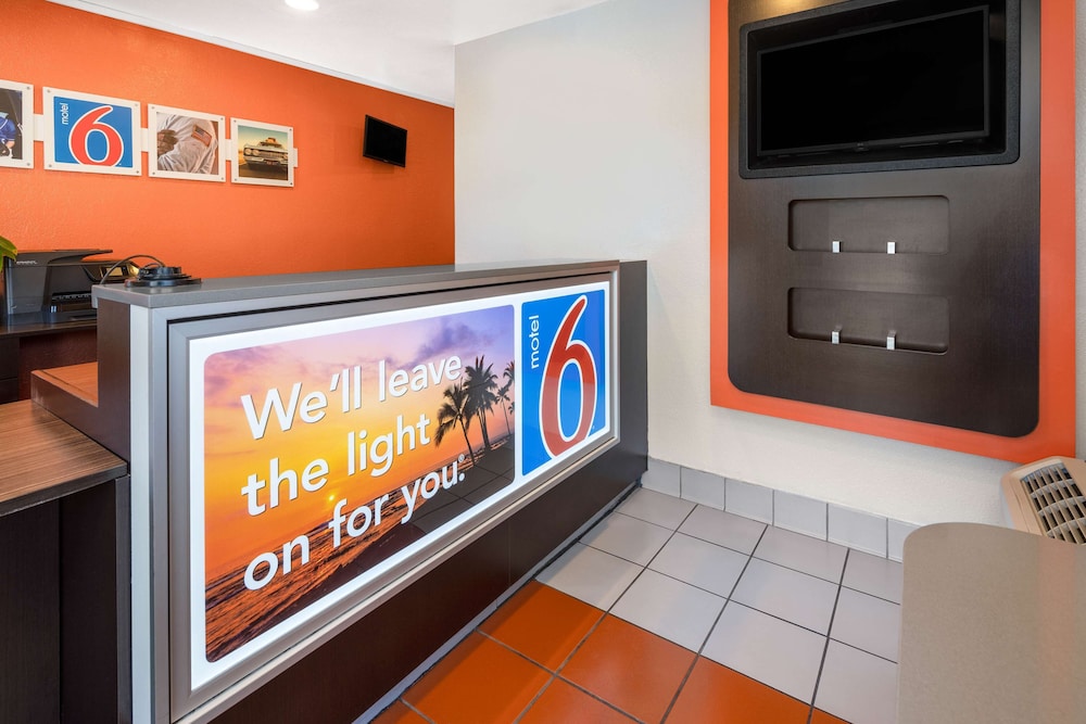 motel 6 santa barbara ca state street