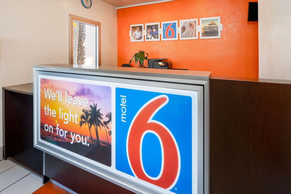 motel 6 santa barbara ca state street