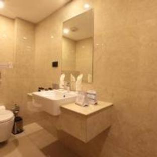 Hotel Park Residency,,3 star